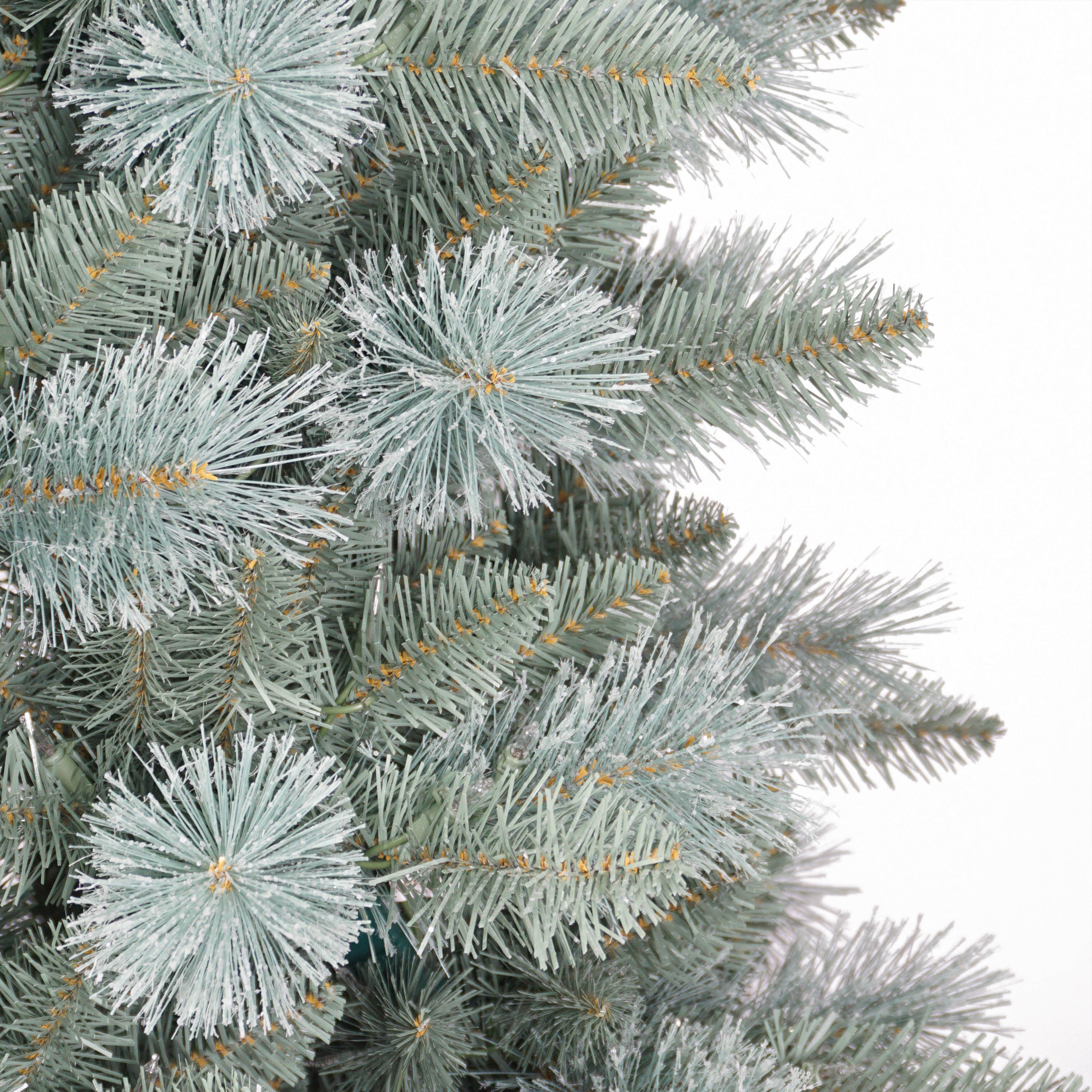 Puleo 7.5' Pre-Lit Windham Blue Windham Fir Christmas Tree